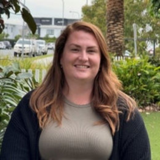 Adrianna Lett - Real Estate Agent at Hope Island Realty - Hope Island