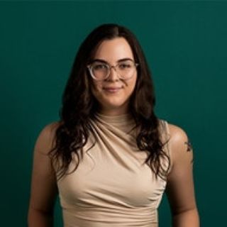 Zoe Howe - Real Estate Agent