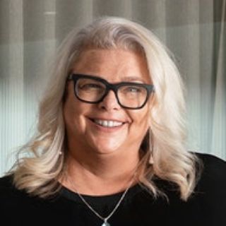 Lisa Devenish - Real Estate Agent
