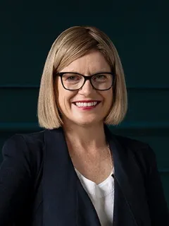 Larissa Rael - Real Estate Agent