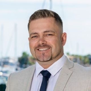 Ryan Tomlinson - Real Estate Agent