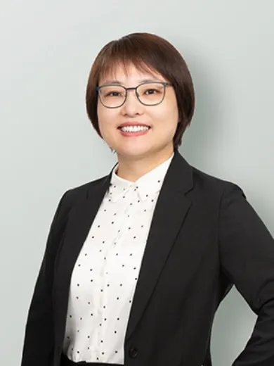 Lily Zhao - Real Estate Agent at Belle Property Rhodes
