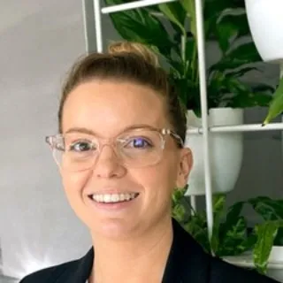 Kaitlyn McKerrow - Real Estate Agent