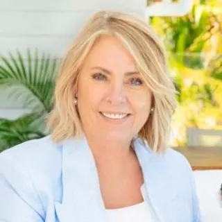 Karen   Herbert - Real Estate Agent