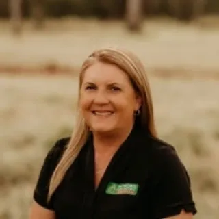 Tracey Zelinski - Real Estate Agent