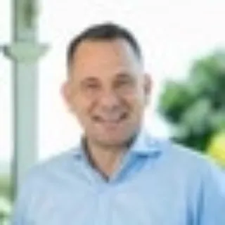 Garry Jones - Real Estate Agent