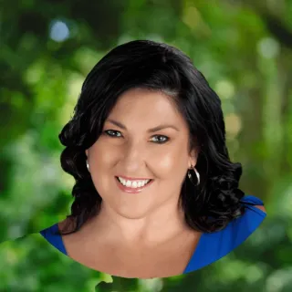 Michelle Ivich - Real Estate Agent