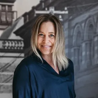 Lauren Atkinson - Real Estate Agent