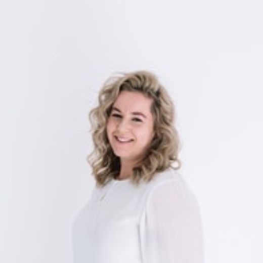 Ashlea Macbeth - Real Estate Agent at LJ Hooker Lake Macquarie - Warners Bay