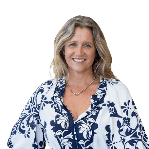 Roz Wolfe - Real Estate Agent at First National Tweed City