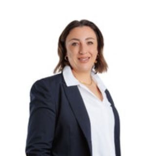 Fiona Keat - Real Estate Agent