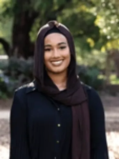 Zahra Mohamed - Real Estate Agent at Harris Leech Property - St Kilda