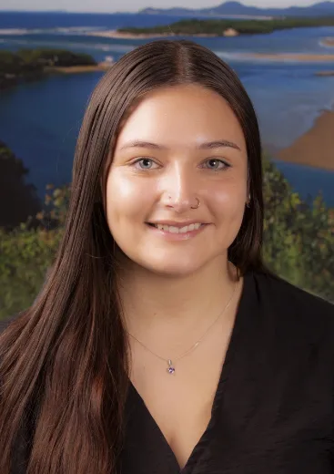 Makayla  Fernandez - Real Estate Agent at Roberts Nambucca Real Estate - Nambucca Heads
