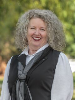 Marci McKenny - Real Estate Agent