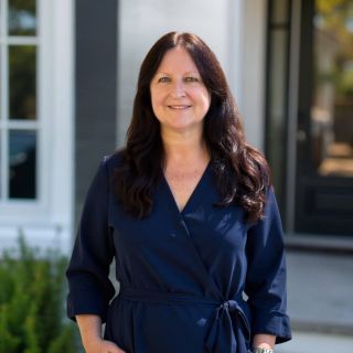 Mathilda Venter - Real Estate Agent