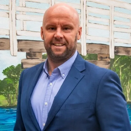 Matt  Rogers - Real Estate Agent at Raine & Horne Rogers Group | Budgewoi