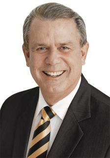 Max Comben - Real Estate Agent