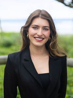 McCalla Henry - Real Estate Agent