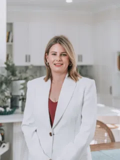 Brooke Fordham - Real Estate Agent