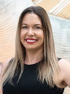 Melanie Podrebarac - Real Estate Agent