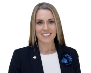 Melody Simmonds - Real Estate Agent