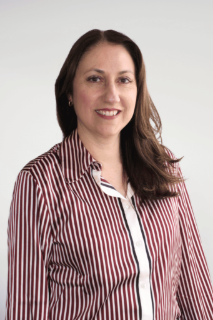 Mia Iannantuoni - Real Estate Agent