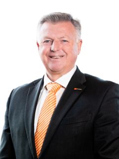 Michael Hosking - Real Estate Agent