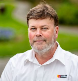 Michael Kingston - Real Estate Agent