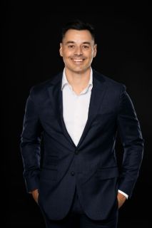 Michael Oslar - Real Estate Agent