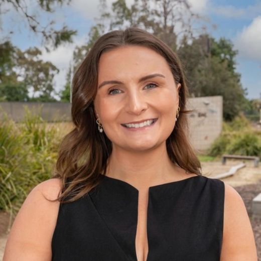 Mikayla Kinder - Real Estate Agent at Raine & Horne - Wagga Wagga