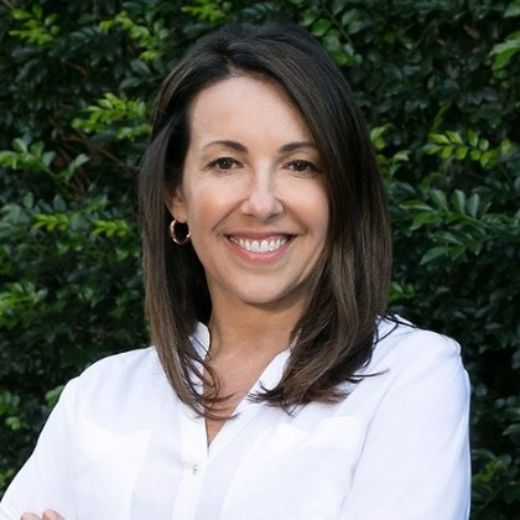 Mira Edwards - Real Estate Agent at Raine & Horne - Berry