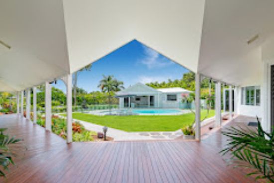 Mitchell's Real Estate Group - SANCTUARY COVE - Real Estate Agency