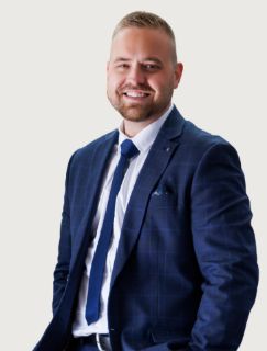 Mitchell Crawford - Real Estate Agent