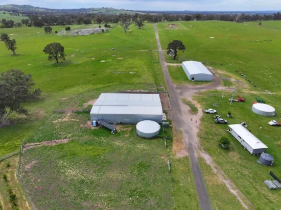 230 Metcalfe-Elphinstone Road, Elphinstone, Vic 3448