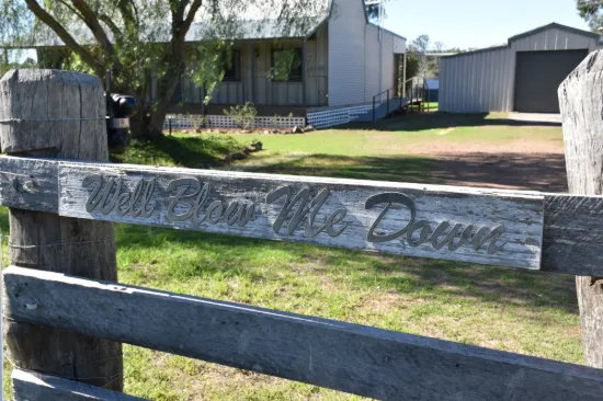 2759 LEYBURN CUNNINGHAM ROAD, Pratten, Qld 4370