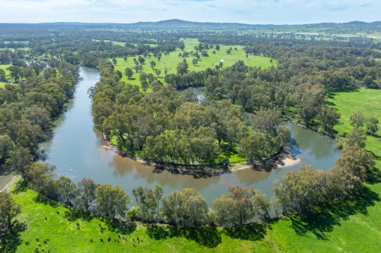 3083-3175 Riverina Highway, Albury, NSW 2640