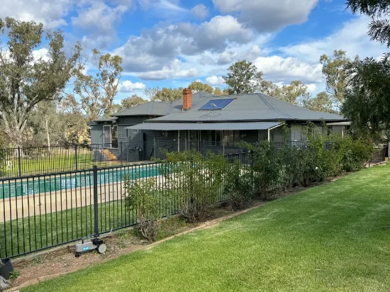 86 Hunts Crossing Road, Parkes, NSW 2870