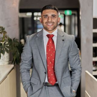Moe Rasool - Real Estate Agent