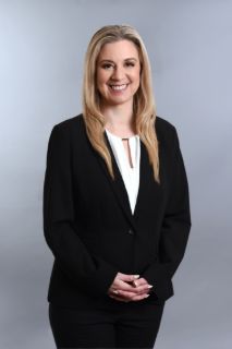 Monique Davis - Real Estate Agent