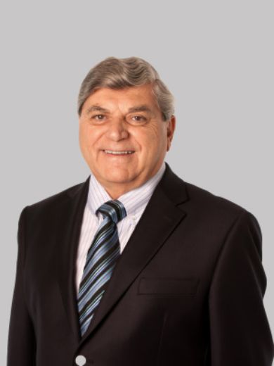 Mostyn Button - Real Estate Agent at Booth Real Estate - Adelaide