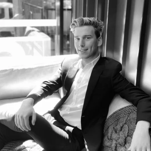 Mitch Skinner - Real Estate Agent at Raine & Horne Unlimited - POTTS POINT