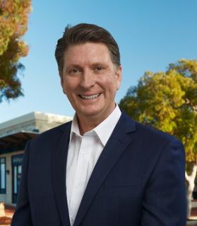 Murray Winter - Real Estate Agent