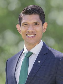 Myron Ching - Real Estate Agent