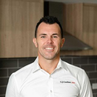 Nathan Cavanagh - Real Estate Agent