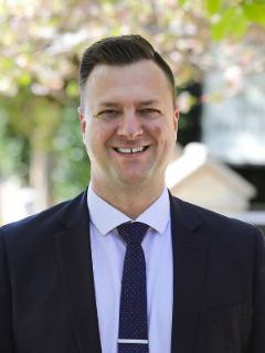 Nick  Muzha - Real Estate Agent