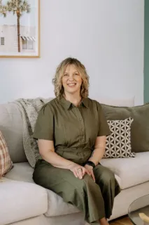 Nicole Roda - Real Estate Agent