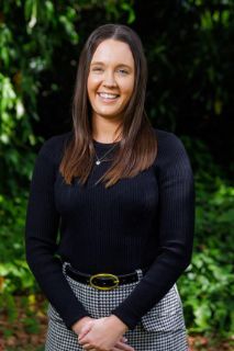 Nicola Schmidt - Real Estate Agent