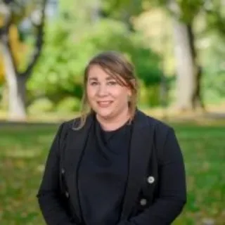 Nicole Smith - Real Estate Agent