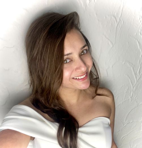 Nikita Bhatt - Real Estate Agent at iPAN REALTY