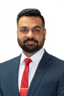 Nitin Bhatia - Real Estate Agent